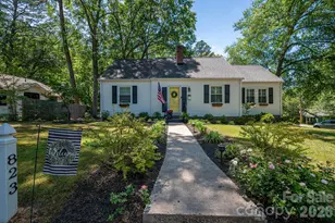 823 N Laurel St, Lincolnton, NC 28092 - Photo 1