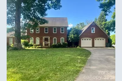 411 8th Street SW, Conover, NC 28613 - Photo 1