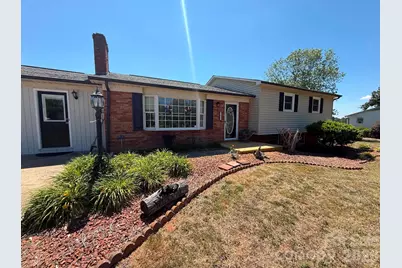 2121 Union Grove Road, Lenoir, NC 28645 - Photo 1