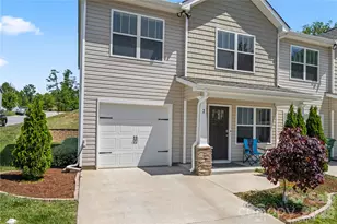 2 Chambers Garden Dr, Arden, NC 28704 - Photo 1