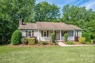 6097 Tuckborough Rd, Hickory, NC 28602 - Photo 1
