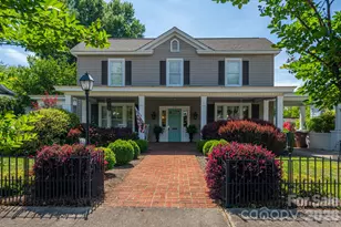 314 S Cedar St, Lincolnton, NC 28092 - Photo 1