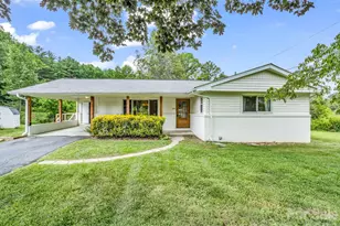 204 Jeff St, Hendersonville, NC 28739 - Photo 1