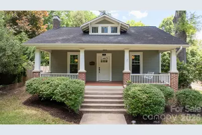 722 E Broad Street, Statesville, NC 28677 - Photo 1
