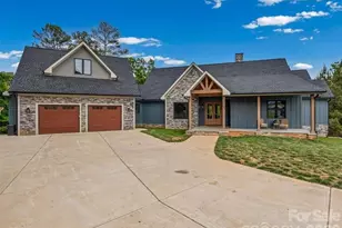 521 Rosebush Ln, Clover, SC 29710 - Photo 1