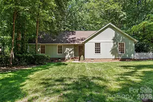 319 Kingsley Dr, Charlotte, NC 28270 - Photo 1