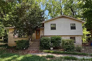 1129 McLaughlin Dr, Charlotte, NC 28212 - Photo 1
