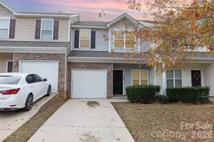 11033 Ardglass Ct, Charlotte, NC 28213 - Photo 1