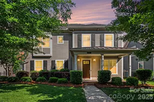 221 Hampton Trail Dr, Fort Mill, SC 29708 - Photo 1