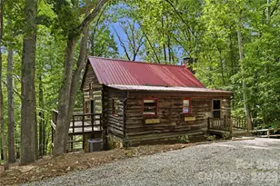 300 Clark Cove Rd, Statesville, NC 28677 - Photo 1