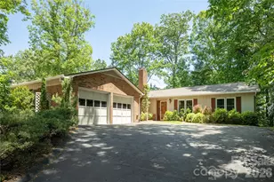 4 Galax Ln, Hendersonville, NC 28791 - Photo 1