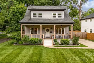 1900 Arnold Dr, Charlotte, NC 28205 - Photo 1