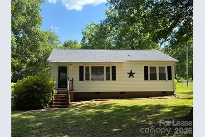 108 Morris Avenue, Mount Holly, NC 28120 - Photo 1
