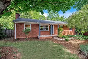 39 Grandview Rd, Asheville, NC 28806 - Photo 1