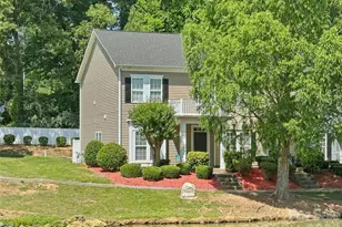 751 Plaza Walk Dr, Charlotte, NC 28215 - Photo 1