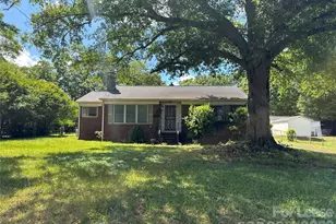 106 Crest St, Mount Holly, NC 28120 - Photo 1