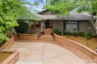 449 Windward Dr, Davidson, NC 28036 - Photo 1