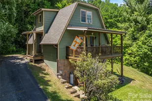 649 Acres View Dr, Waynesville, NC 28786 - Photo 1