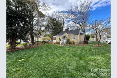 1300 Bethel Road, Charlotte, NC 28208 - Photo 1