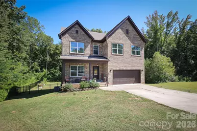 10105 Greenwood Court, Charlotte, NC 28215 - Photo 1