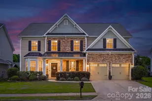 524 Rosemary Ln, Tega Cay, SC 29708 - Photo 1
