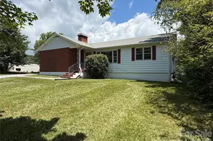 17 N Pershing Rd, Asheville, NC 28805 - Photo 1