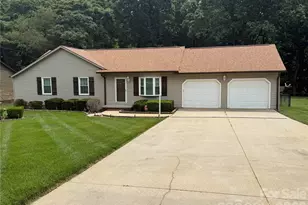 812 Whites Farm Rd, Statesville, NC 28625 - Photo 1