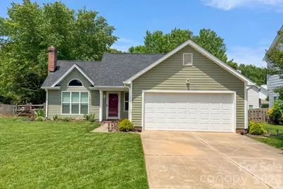 3930 Huntmeadow Drive, Charlotte, NC 28269 - Photo 1