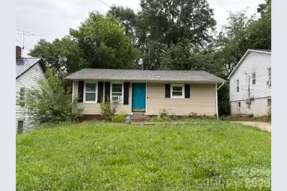 38 8th Avenue Drive SE, Hickory, NC 28602 - Photo 1