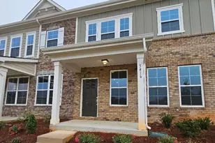 5416 Kinsbridge Dr, Charlotte, NC 28227 - Photo 1