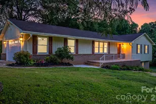 602 Sharon Dr, Statesville, NC 28625 - Photo 1