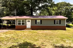 4009 Smokey Creek Rd, Lenoir, NC 28645 - Photo 1