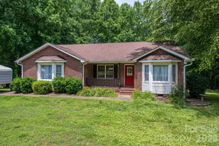 2316 Old N C 27 Hwy, Mount Holly, NC 28120 - Photo 1
