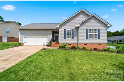 2104 Sheffield Court NW, Conover, NC 28613 - Photo 1