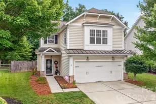 9834 Dominion Crest Dr, Charlotte, NC 28269 - Photo 1