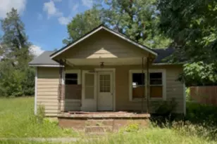 2706 Sunset Dr, Gastonia, NC 28054 - Photo 1