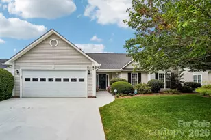 37 Stonehollow Rd, Fletcher, NC 28732 - Photo 1