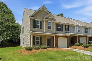 1358 Walnut Hill Dr, Rock Hill, SC 29732 - Photo 1