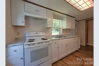 922 S Meeting Street, Statesville, NC 28677 - Photo 1