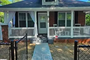 1813 Brewton Dr, Charlotte, NC 28206 - Photo 1