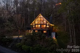 429 Green Cove Rd, Sugar Mountain, NC 28604 - Photo 1