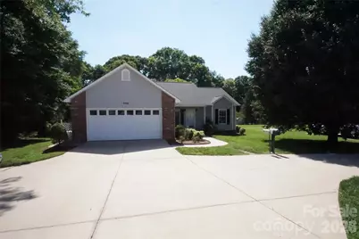 3795 River Road, Hickory, NC 28602 - Photo 1
