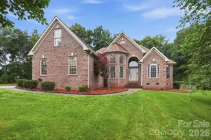 1099 Curve View Rd, Lincolnton, NC 28092 - Photo 1