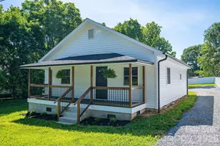 733 S Grove St Ext, Lincolnton, NC 28092 - Photo 1