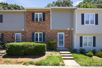 3132 Heathstead Place, Charlotte, NC 28210 - Photo 1