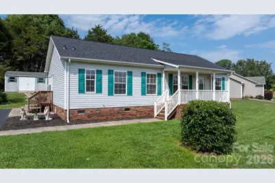 952 Eastern Ridge Drive, Newton, NC 28658 - Photo 1