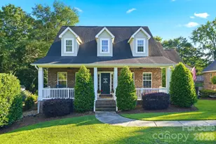 122 Friendfield Dr, Fort Mill, SC 29715 - Photo 1