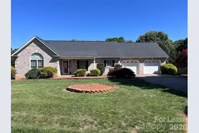 2187 Silver Fox Trail, Hickory, NC 28601 - Photo 1