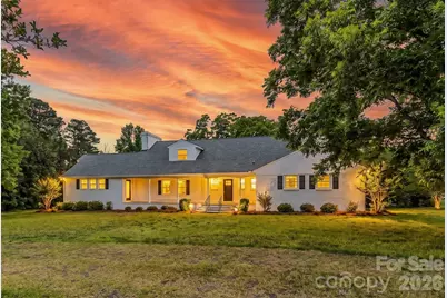 2705 Robinson Road, Newton, NC 28658 - Photo 1