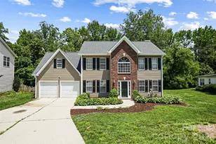 5012 Eagle Creek Dr, Charlotte, NC 28269 - Photo 1